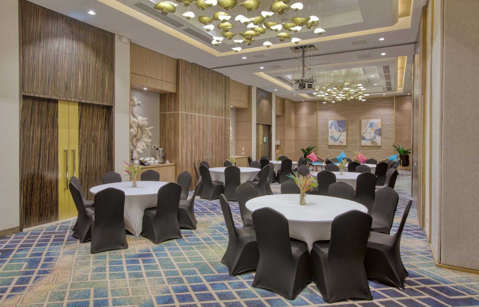 Belmont Hotel Mactan มักตัน ภายนอก รูปภาพ