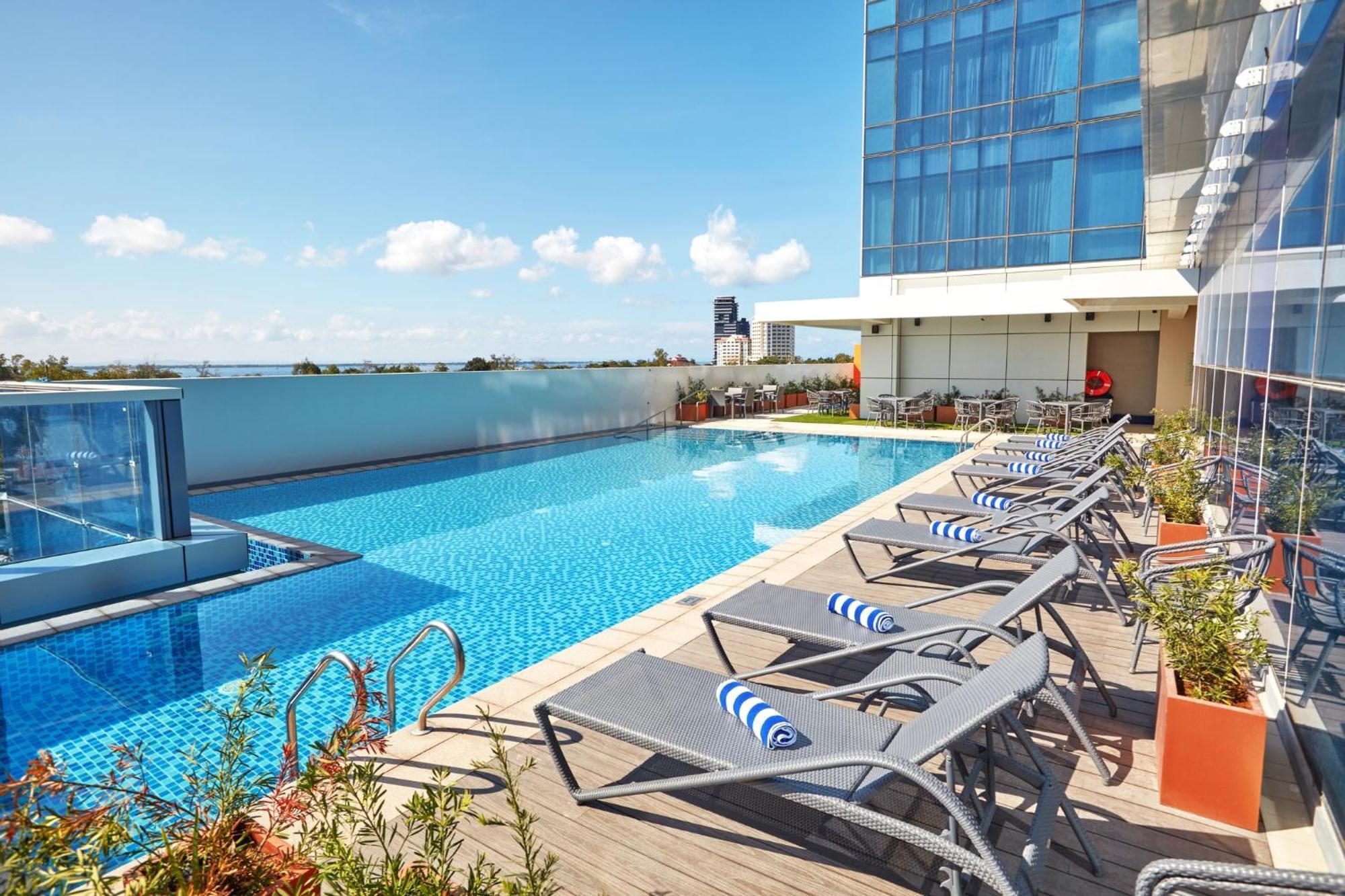 Belmont Hotel Mactan มักตัน ภายนอก รูปภาพ