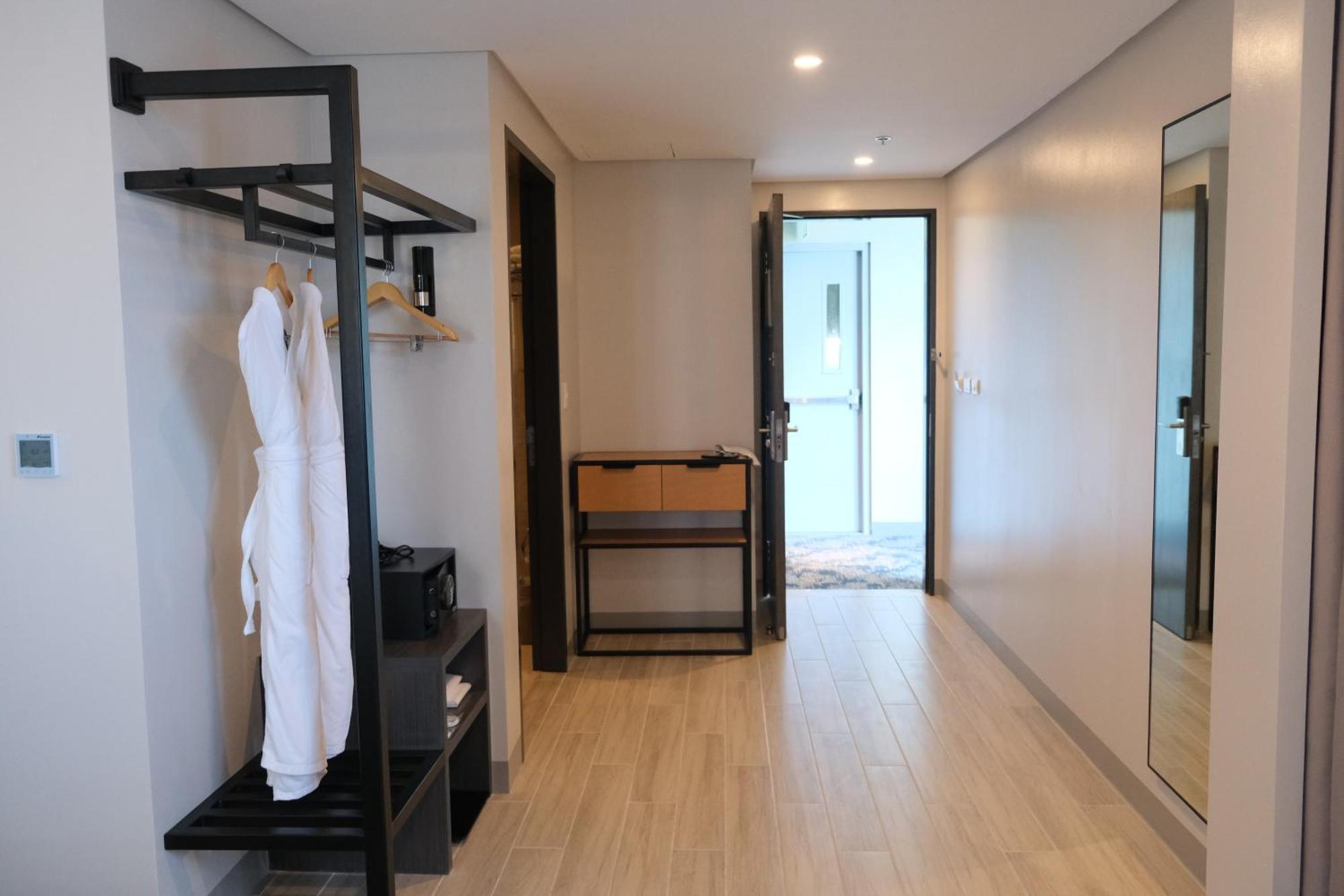 Belmont Hotel Mactan มักตัน ภายนอก รูปภาพ