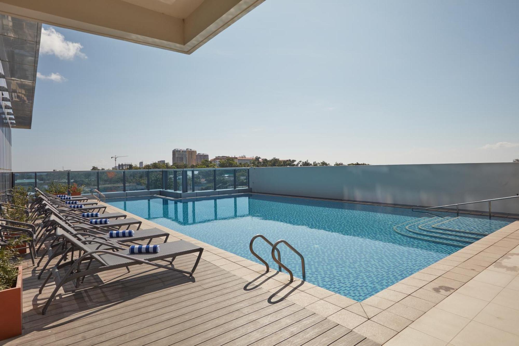 Belmont Hotel Mactan มักตัน ภายนอก รูปภาพ